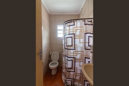 Banheiro de casa para alugar com 1 quarto, 55m² em Ayrosa, Osasco