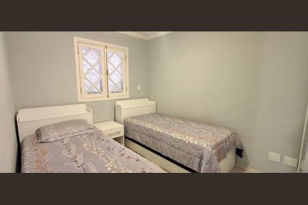 Casa à venda com 264m², 3 quartos e 4 vagasQuarto 2