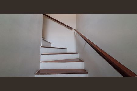 Escada de casa à venda com 3 quartos, 264m² em Mauá, São Caetano do Sul