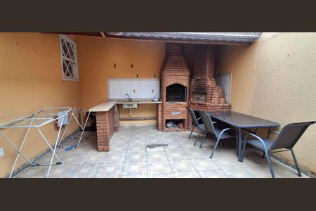 Casa à venda com 264m², 3 quartos e 4 vagasÁrea gourmet 