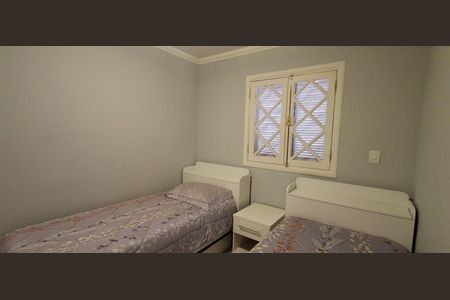 Casa à venda com 264m², 3 quartos e 4 vagasQuarto 2