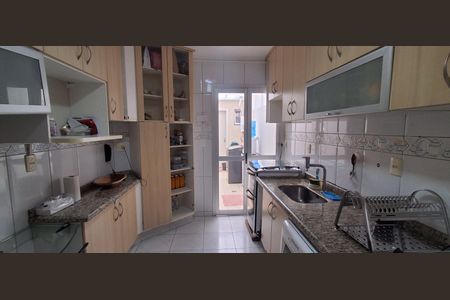 Casa à venda com 264m², 3 quartos e 4 vagasCozinha 