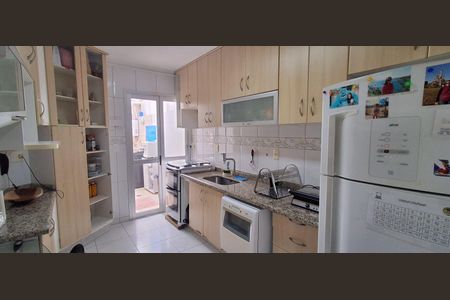 Casa à venda com 264m², 3 quartos e 4 vagasCozinha 