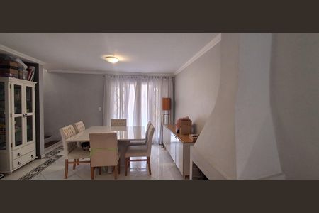 Casa à venda com 264m², 3 quartos e 4 vagasSala 