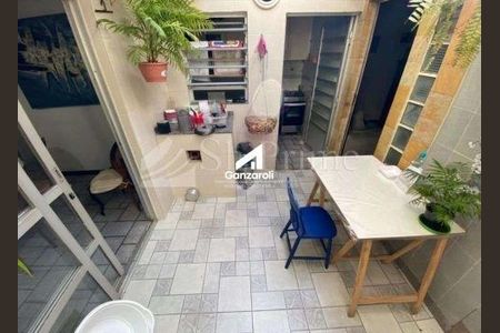 Casa à venda com 3 quartos, 150m² em Planalto Paulista, São Paulo