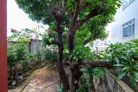 Casa para alugar com 230m², 4 quartos e 2 vagas Casa para alugar com 230m², 4 quartos e 2 vagasAREA EXTERNA