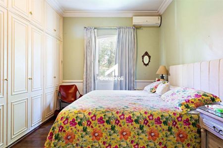 Casa à venda com 3 quartos, 210m² em Vila Nova Conceição, São Paulo