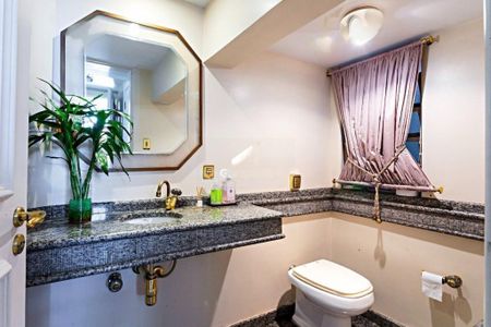 Casa à venda com 3 quartos, 210m² em Vila Nova Conceição, São Paulo