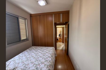 Apartamento à venda com 63m², 3 quartos e 2 vagasQuarto 1