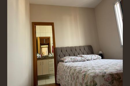 Apartamento à venda com 63m², 3 quartos e 2 vagasQuarto 1