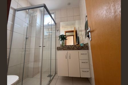 Apartamento à venda com 63m², 3 quartos e 2 vagasBanheiro social
