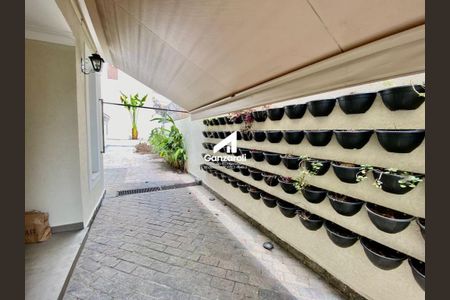 Casa à venda com 360m², 3 quartos e 4 vagas