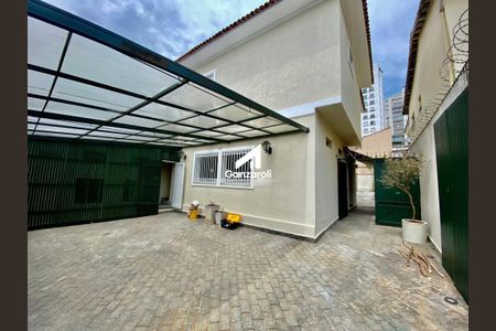Casa à venda com 360m², 3 quartos e 4 vagas