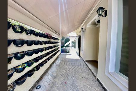 Casa à venda com 360m², 3 quartos e 4 vagas