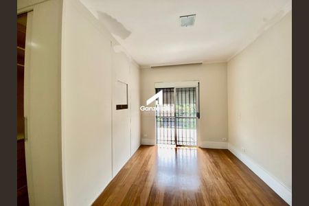 Casa à venda com 360m², 3 quartos e 4 vagas