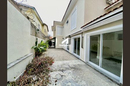 Casa à venda com 360m², 3 quartos e 4 vagas