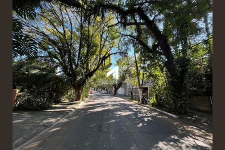 Casa à venda com 280m², 3 quartos e 2 vagas