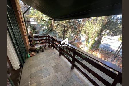 Casa à venda com 280m², 3 quartos e 2 vagas