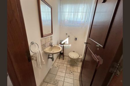 Casa à venda com 3 quartos, 240m² em Vila Alexandria, São Paulo