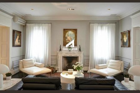 Casa à venda com 5 quartos, 735m² em Jardim Europa, São Paulo