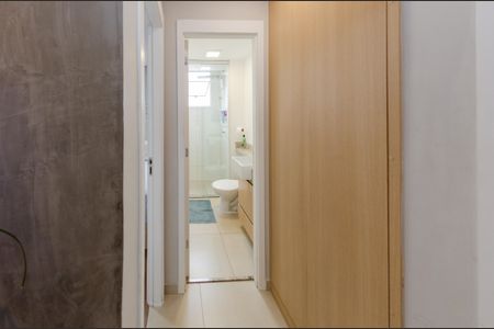Apartamento à venda com 58m², 2 quartos e 2 vagasCorredor