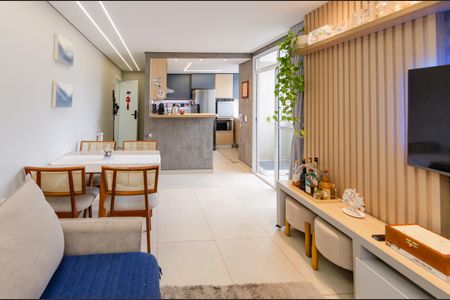 Sala de apartamento à venda com 2 quartos, 58m² em Nova Suíça, Belo Horizonte