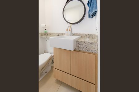 Apartamento à venda com 58m², 2 quartos e 2 vagasBanheiro social