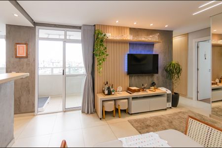 Sala de apartamento à venda com 2 quartos, 58m² em Nova Suíça, Belo Horizonte