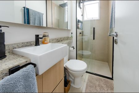 Apartamento à venda com 58m², 2 quartos e 2 vagasBanheiro suíte