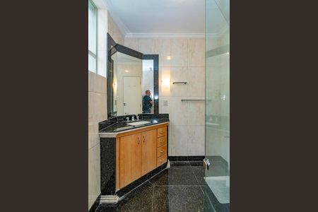 Apartamento à venda com 115m², 4 quartos e 1 vagaBanheiro Social