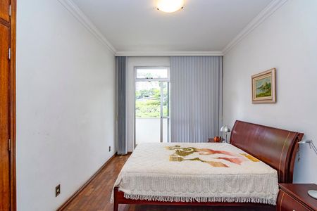 Apartamento à venda com 115m², 4 quartos e 1 vagaQuarto 2