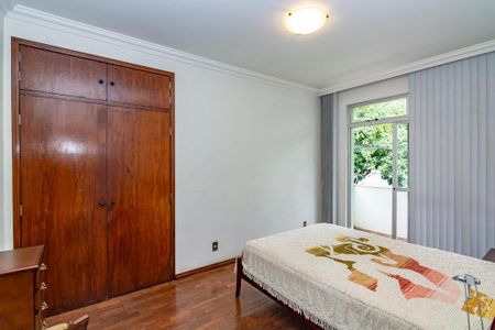 Apartamento à venda com 115m², 4 quartos e 1 vagaQuarto 2