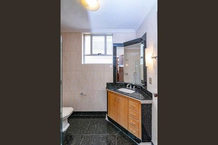 Apartamento à venda com 115m², 4 quartos e 1 vagaBanheiro Social