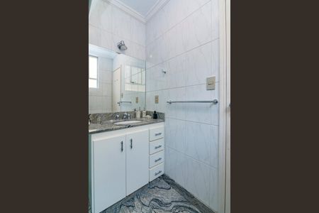 Apartamento à venda com 115m², 4 quartos e 1 vagaBanheiro da Suíte