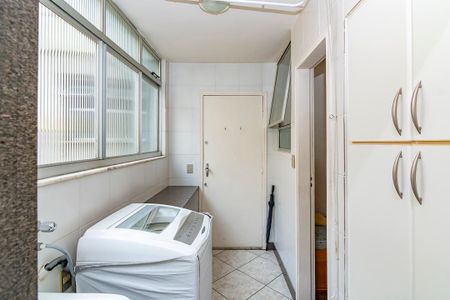 Apartamento à venda com 115m², 4 quartos e 1 vagaÁrea de Serviço