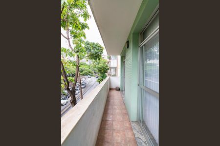 Apartamento à venda com 115m², 4 quartos e 1 vagaVaranda da Suíte - Quarto 2