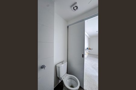 Apartamento para alugar com 43m², 2 quartos e sem vagaBanheiro