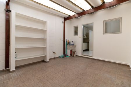 Casa para alugar com 150m², 2 quartos e 1 vaga Casa para alugar com 150m², 2 quartos e 1 vagaQuintal