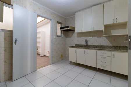 Casa para alugar com 150m², 2 quartos e 1 vaga Casa para alugar com 150m², 2 quartos e 1 vagaCozinha