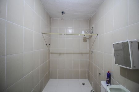 Casa para alugar com 70m², 2 quartos e sem vaga Casa para alugar com 70m², 2 quartos e sem vagaBanheiro