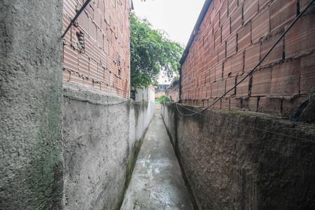 Casa para alugar com 70m², 2 quartos e sem vaga Casa para alugar com 70m², 2 quartos e sem vagaAcesso