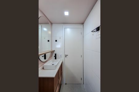 Apartamento para alugar com 36m², 1 quarto e 1 vaga Apartamento para alugar com 36m², 1 quarto e 1 vagaBanheiro