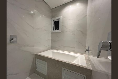 Apartamento para alugar com 133m², 3 quartos e 2 vagasBanheiro Suíte 3