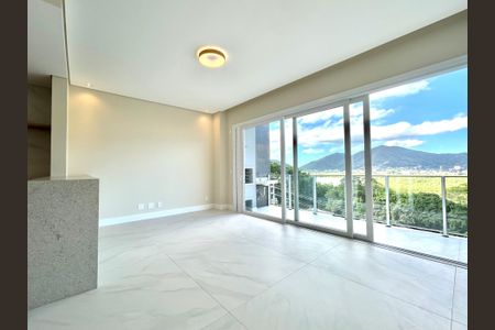 Sala de apartamento para alugar com 3 quartos, 133m² em João Paulo, Florianópolis