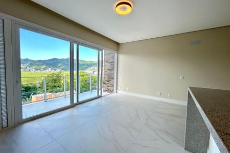 Sala de apartamento para alugar com 3 quartos, 133m² em João Paulo, Florianópolis