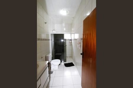 Casa à venda com 156m², 5 quartos e 2 vagasBanheiro Social