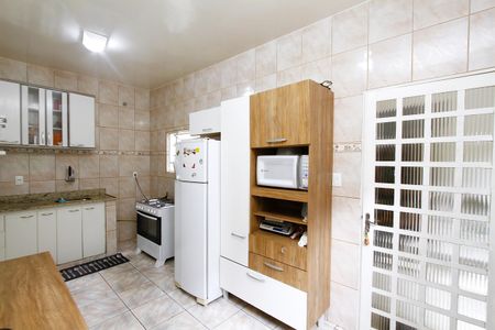 Casa à venda com 156m², 5 quartos e 2 vagasCozinha