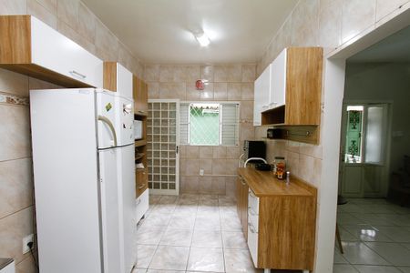 Casa à venda com 156m², 5 quartos e 2 vagasCozinha