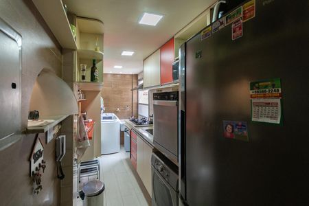 Apartamento para alugar com 70m², 2 quartos e 1 vagaCozinha e Área de Serviço