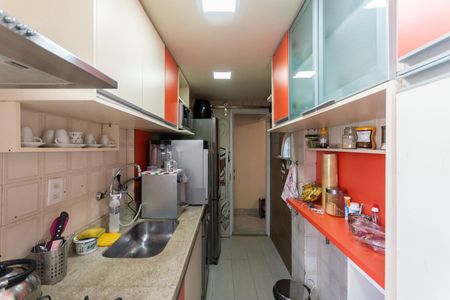 Apartamento para alugar com 70m², 2 quartos e 1 vagaCozinha e Área de Serviço